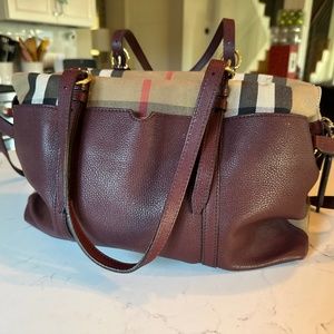 Burberry Mason baby bag/diaper bag w/ changing pad